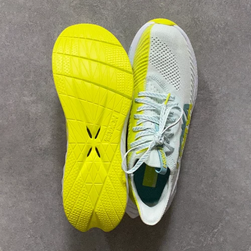 قیمت کتانی رانینگ مردانه هوکا مدل Hoka M Carbon X3 1123192/Bsep