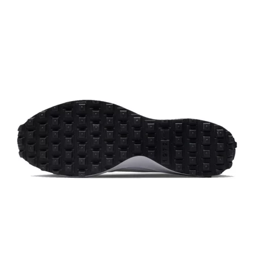 قیمت کتونی زنانه نایک مدل WMNS NIKE WAFFLE DEBUT DH9523-002